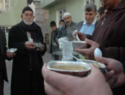 Y.Mumcu imamından örnek etkinlik